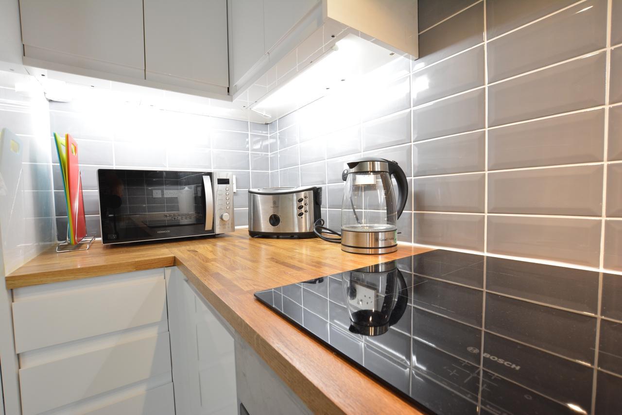 The West Bow, Old Town Apartment Единбург Екстериор снимка