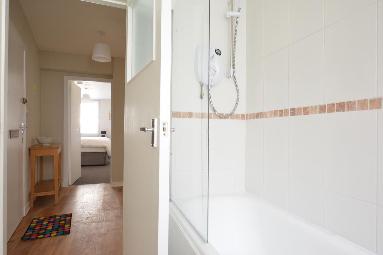The West Bow, Old Town Apartment Единбург Екстериор снимка