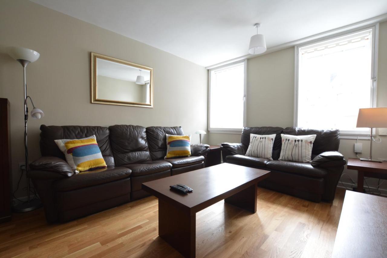The West Bow, Old Town Apartment Единбург Екстериор снимка